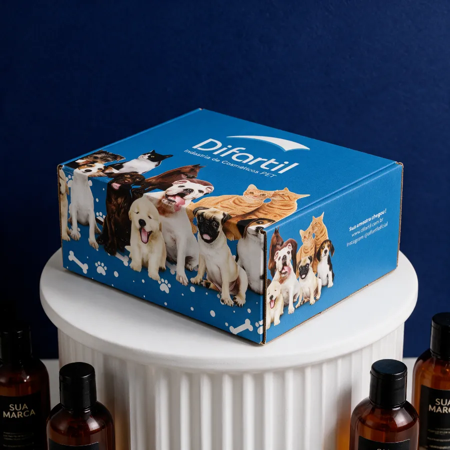 Pet com o kit de amostras